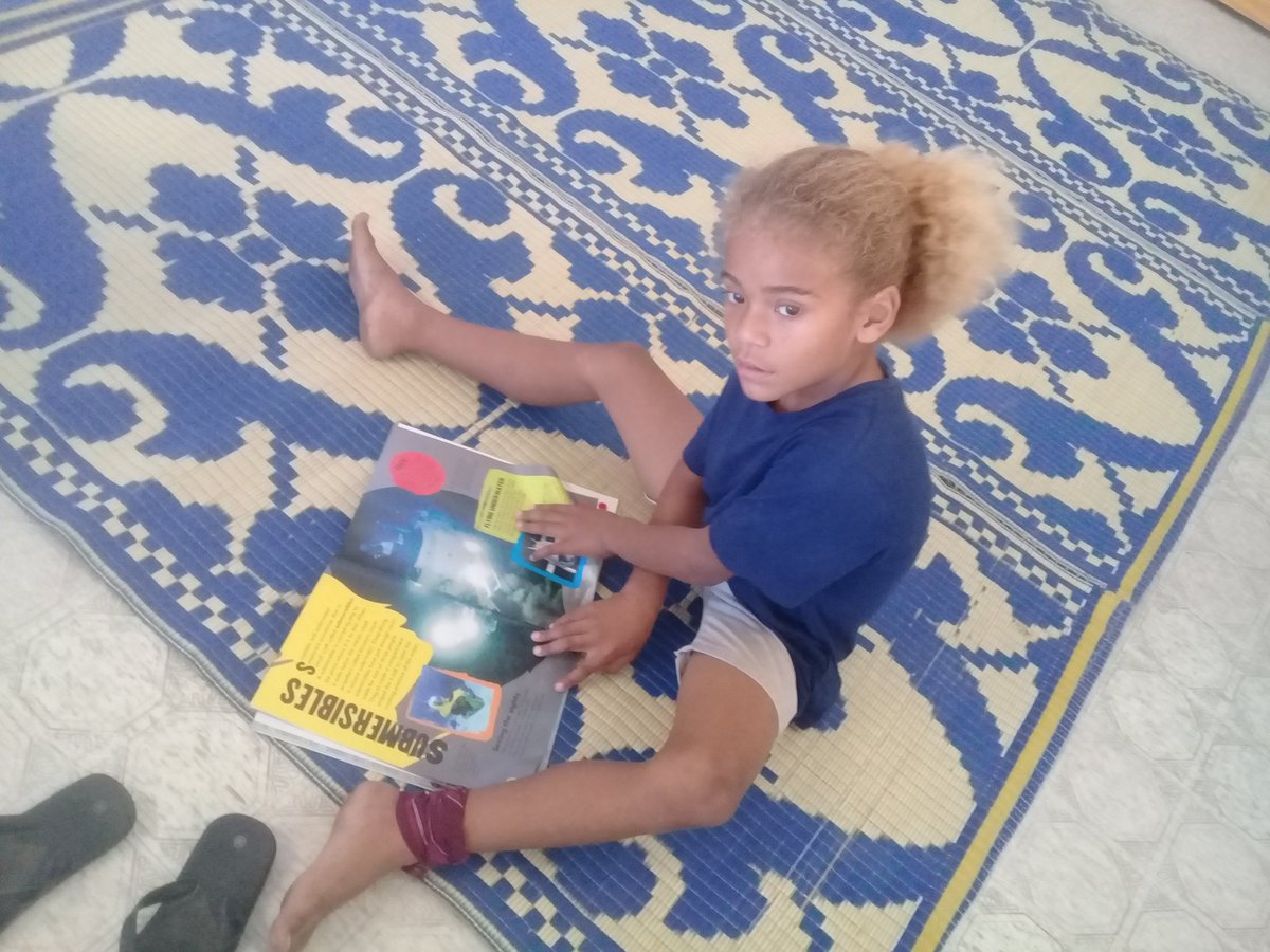 ili_tora's tweet image. #ReadingClass Free reading classes from 10am on Saturdays at the TTI Library in Nukualofa...great American way to help..