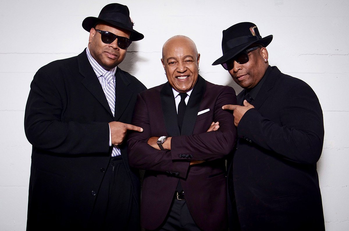 .@PeaboBryson2 on 'reaching for the sky' again -- this time with Jimmy Jam and Terry Lewis blbrd.cm/ykktKe