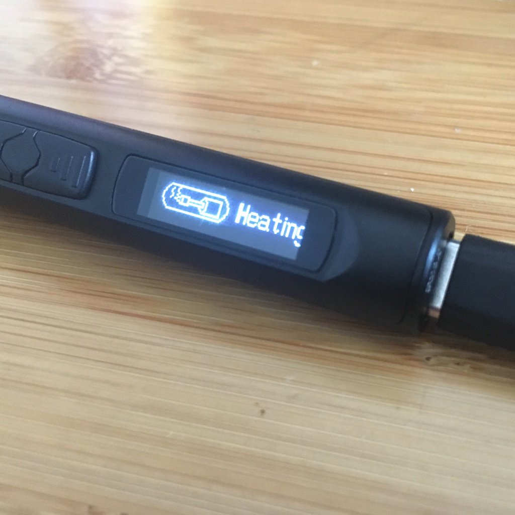 GerwinJanssen's tweet photo. I got my New TS80 USB C Smart soldering iron 🤩 #nerdporn https://t.co/Y0C3meF19s