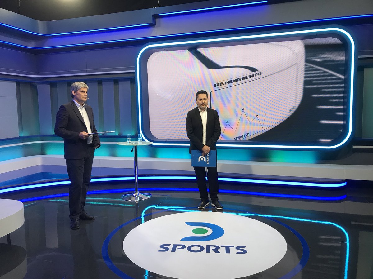 ¡Ya en vivo! ¡Gran debut de Más Que Fútbol Chile junto a <a href="/Tigrecruces/">Víctor</a> y Juan Cristóbal Guarello! #MásQueFútbolCL 

Canales 610-1610