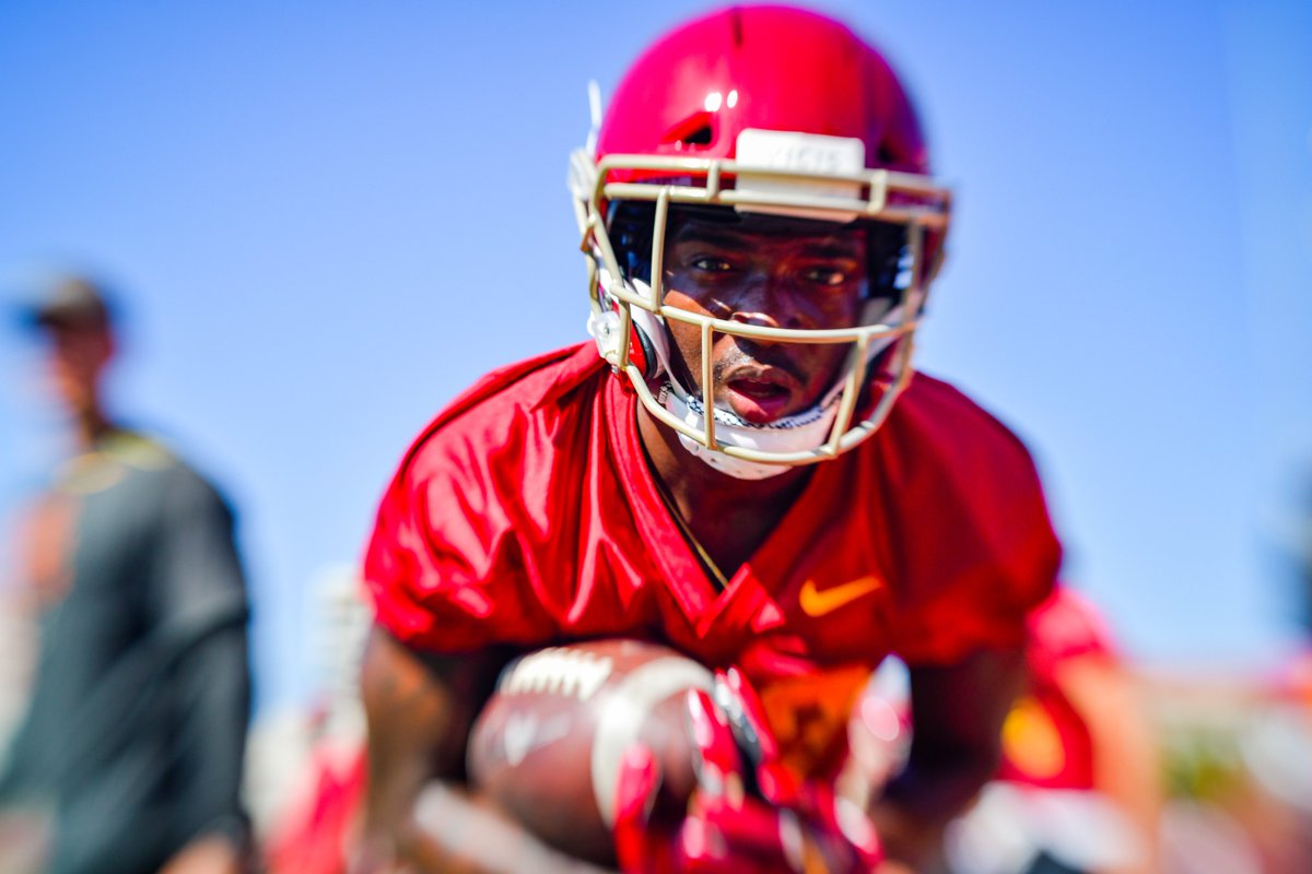 USC_Athletics's tweet photo. The season is coming into focus. #FightOn https://t.co/1gebfOWLie