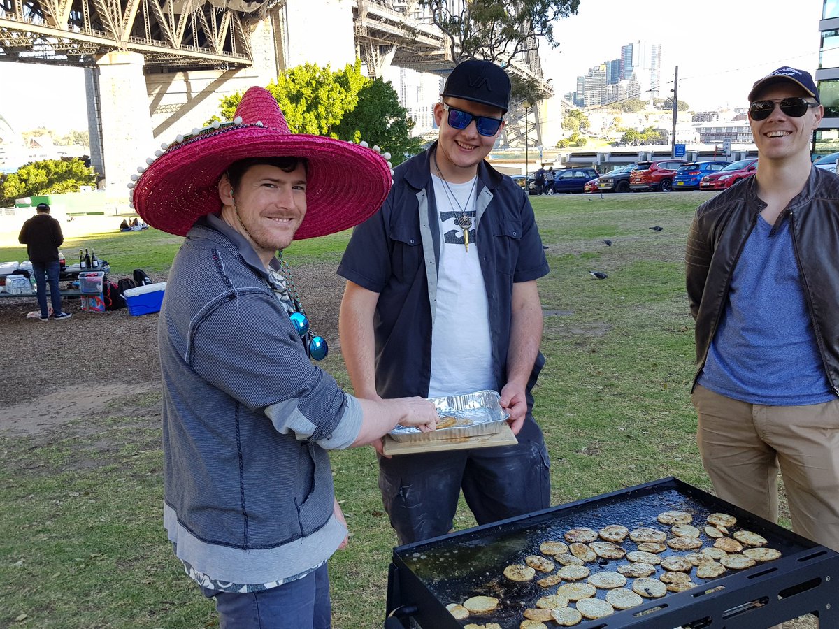 PixelPartyAU's tweet photo. The Picnic is in full swing! 
We're live streaming too! 

Coming up...
🎉 Pinata time!
🎉 Then pass the parcel! 

Join the party...
https://t.co/UjcZAJejYK https://t.co/kAc8UN8FVg