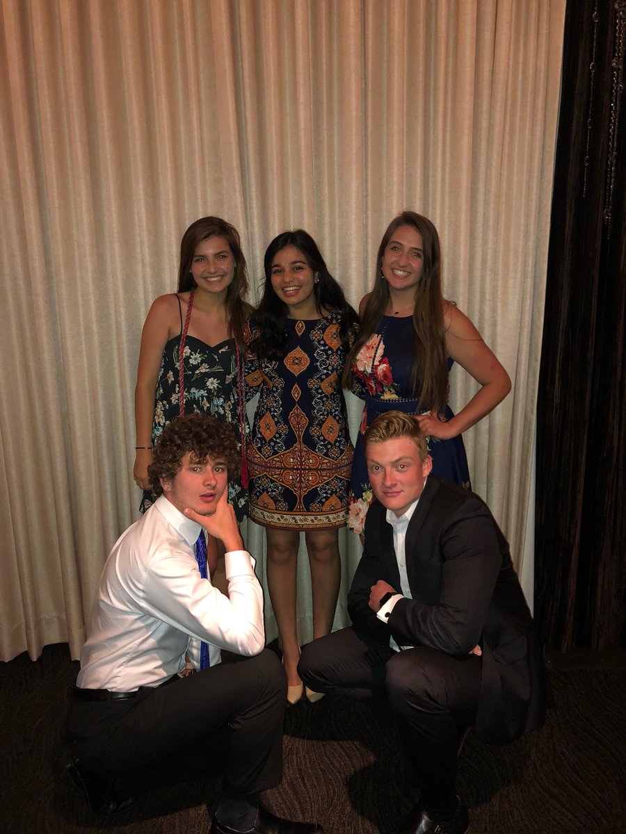 avery_button's tweet photo. Happy birthday love! I’m so happy to have a friend like you. You’re so amazing and im so thankful for all our great mems &amp; adventures. Love you to pieces❤️ I know you’re going to do so amazing at UT🧡 https://t.co/pfeUkbARl7