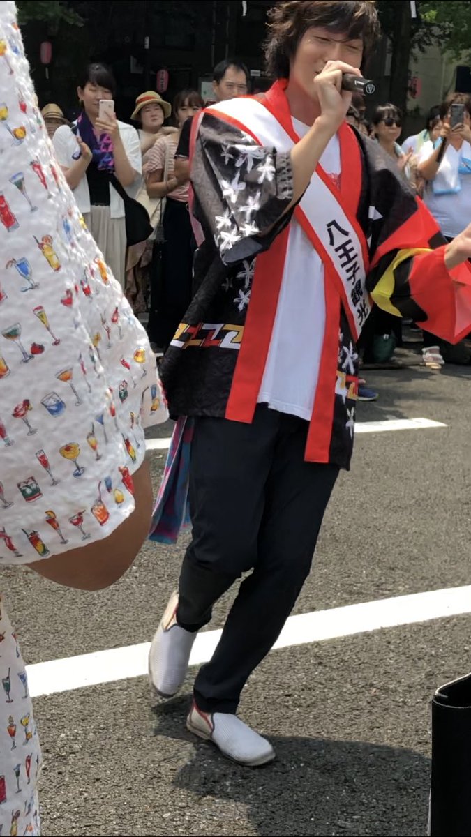 j_kaki2_2's tweet photo. 八王子まつり
ドリーミーホール西八王子さん
でのライブ
楽しかった〜〜😃♪
暑くたってなんだって
音楽ってやっぱりええね〜😊
厚木移動の為3バンド参戦‼️✌️
気持ち良い汗いっぱい❗️😅
#音八囃子
#古矢菜穂 さん
#UP_LIFT さん
#フラチナリズム https://t.co/PjLjwgdXmb