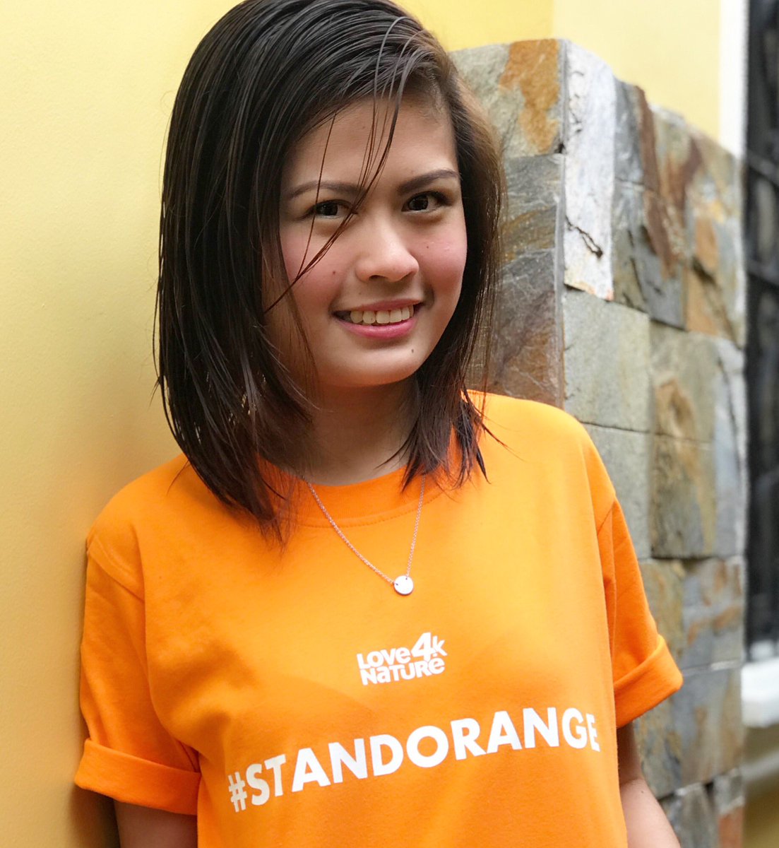 LhyzieBongon's tweet photo. Supporting @lovenature #StandOrange movement for the Orangutans - Orangutan Jungle School. 

For the first time in history, we have a story to tell about how we’re helping to build their future. These beautiful animals deserve not to feel anything but our love for them. ❤️ https://t.co/e48yGdxkHO