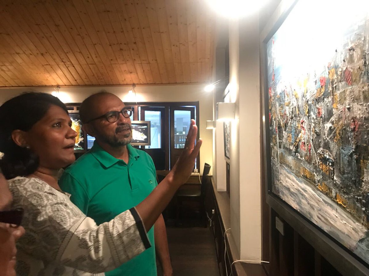 AhmedHudha's tweet photo. Excellent description of Male’  by @Nashsat now showing @jazzcafemv @avahterigallery https://t.co/PJcYNOpAGX
