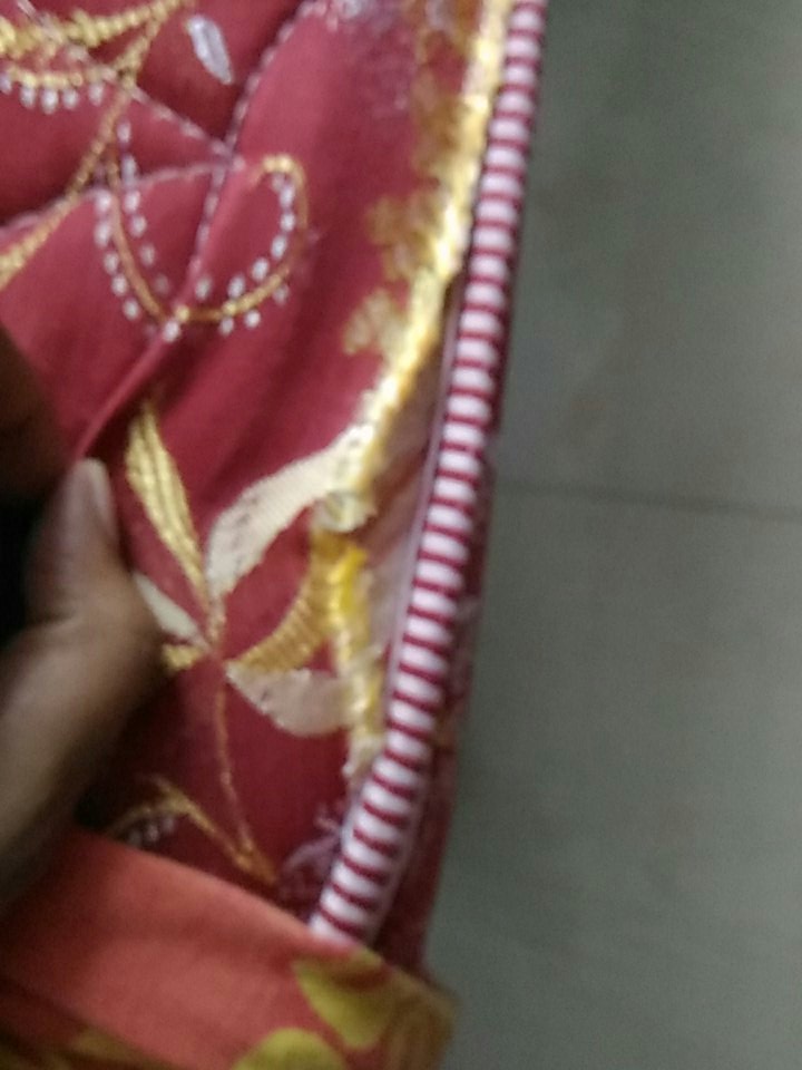 sheelam269's tweet photo. @springwel @coirfoamindia Your mattresses and customer service is pathetic! Mattress tears in 2 days. 6 months gone with no resolution! https://t.co/QKdASXWlKU