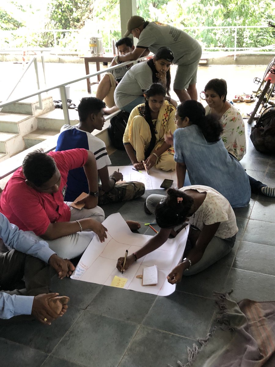elsamariedsilva's tweet photo. 12 teams selected for our #YouthInnovationChallenge a social incubator for youth. Teams from Mumbai, Vijaywada &amp; London. Ideas range from women’s safety, sanitation, platform for disaster management &amp; governance. @MagicBusIndia thanks for hosting. #urbanthinkers @SLNIndia #gender https://t.co/m7qzzMmrSF