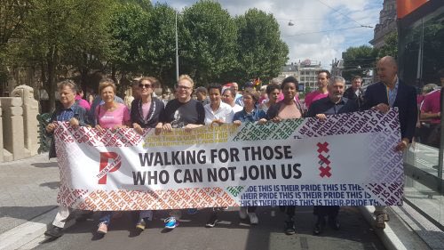 Proud of my little flat country where we celebrate that you can be whoever you want to be and can love who you want. Free to be. Free to love. Free to live. ❤️❤️❤️🏳️‍🌈#AmsterdamPride #Pride2018 #Canalparade #LetLoveRule