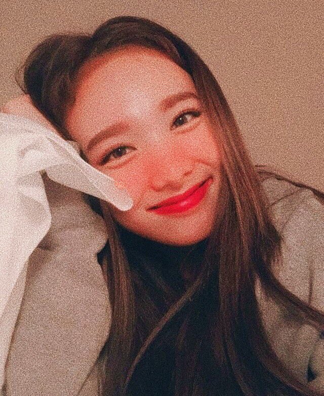 #트와이스 ➵ #임나연 ˚* ੈ✩‧₊