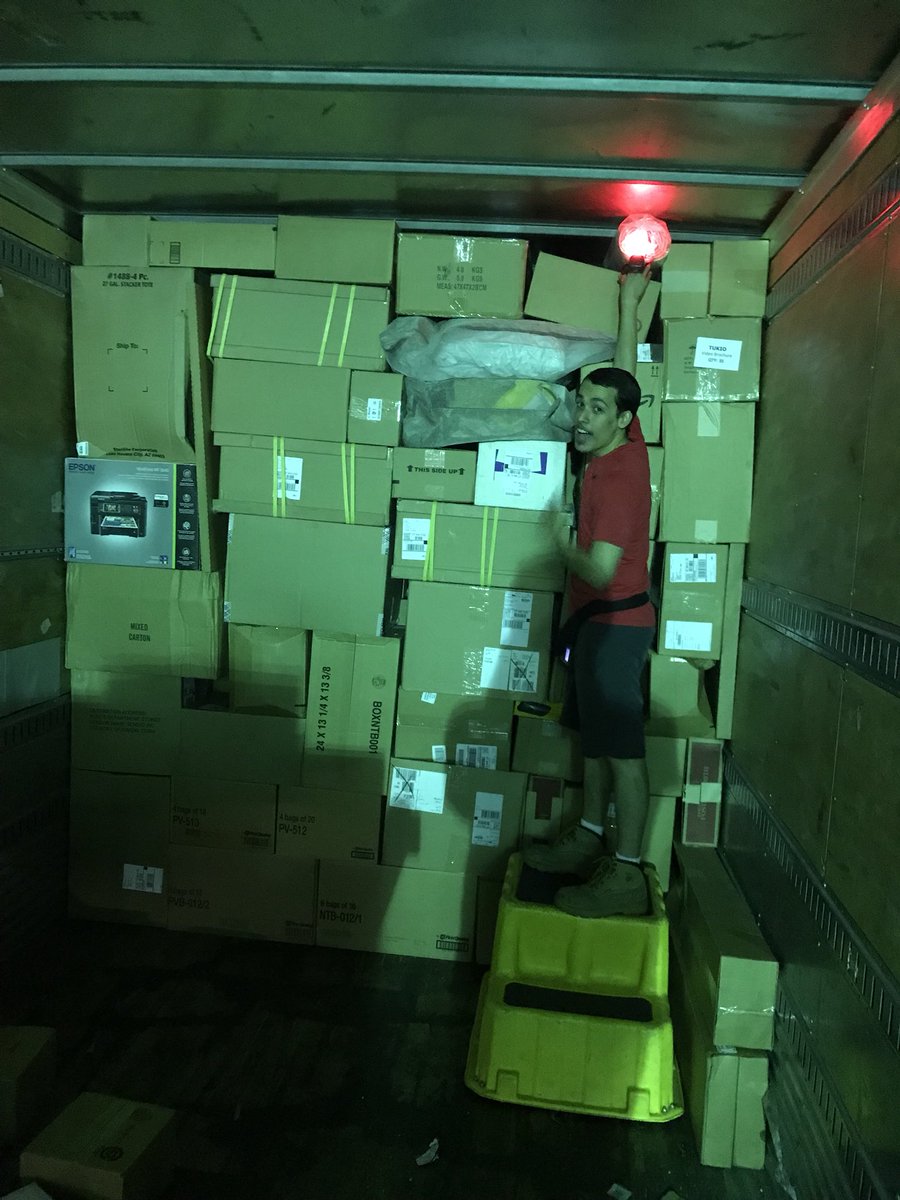 VanHazelen tweet media