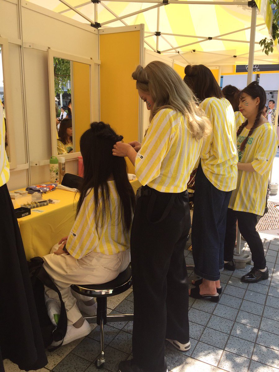 Toraco トラ耳ヘアスタイル無料体験 毎年大人気の トラ耳ヘアスタイル体験ブース 本日も大盛況 今回は昨年の アレンジから人気が高かった2アレンジと 通常のアレンジの計3アレンジからお好きなアレンジを1つ施術できちゃいます 可愛くトラ耳