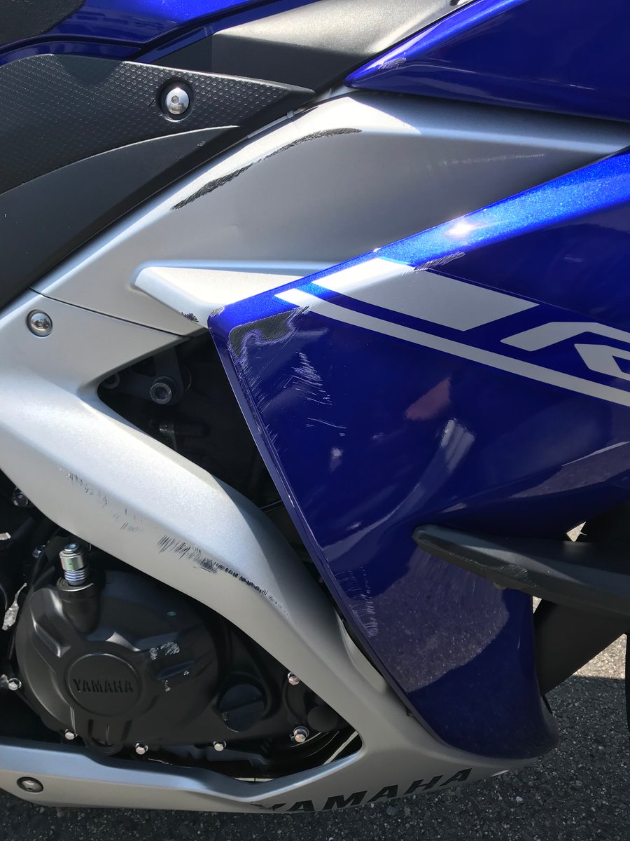 鹿っ子 Yzf R25 19 拡散希望 当て逃げ事件 218年8月4日12時分頃 奈良市二条大路南5丁目交差点角family Mart駐車場内 アルファード 黒 運転手姿 他 車両の入退場をカメラ確認済 付近のnシステムも多数あるので確認するそうです