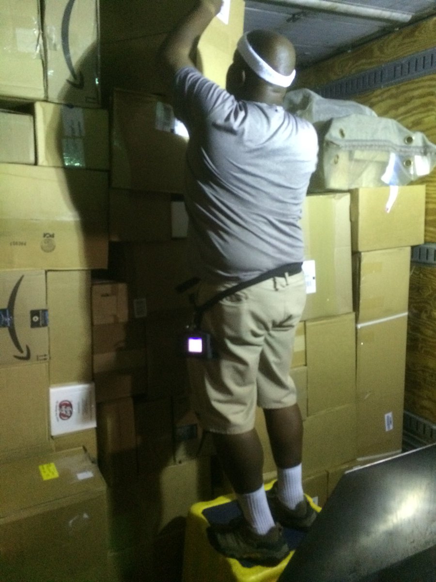 <a href="/Oshkosh_Feeders/">WI Extended feeders</a> You don’t want to couple with the loader standing here: