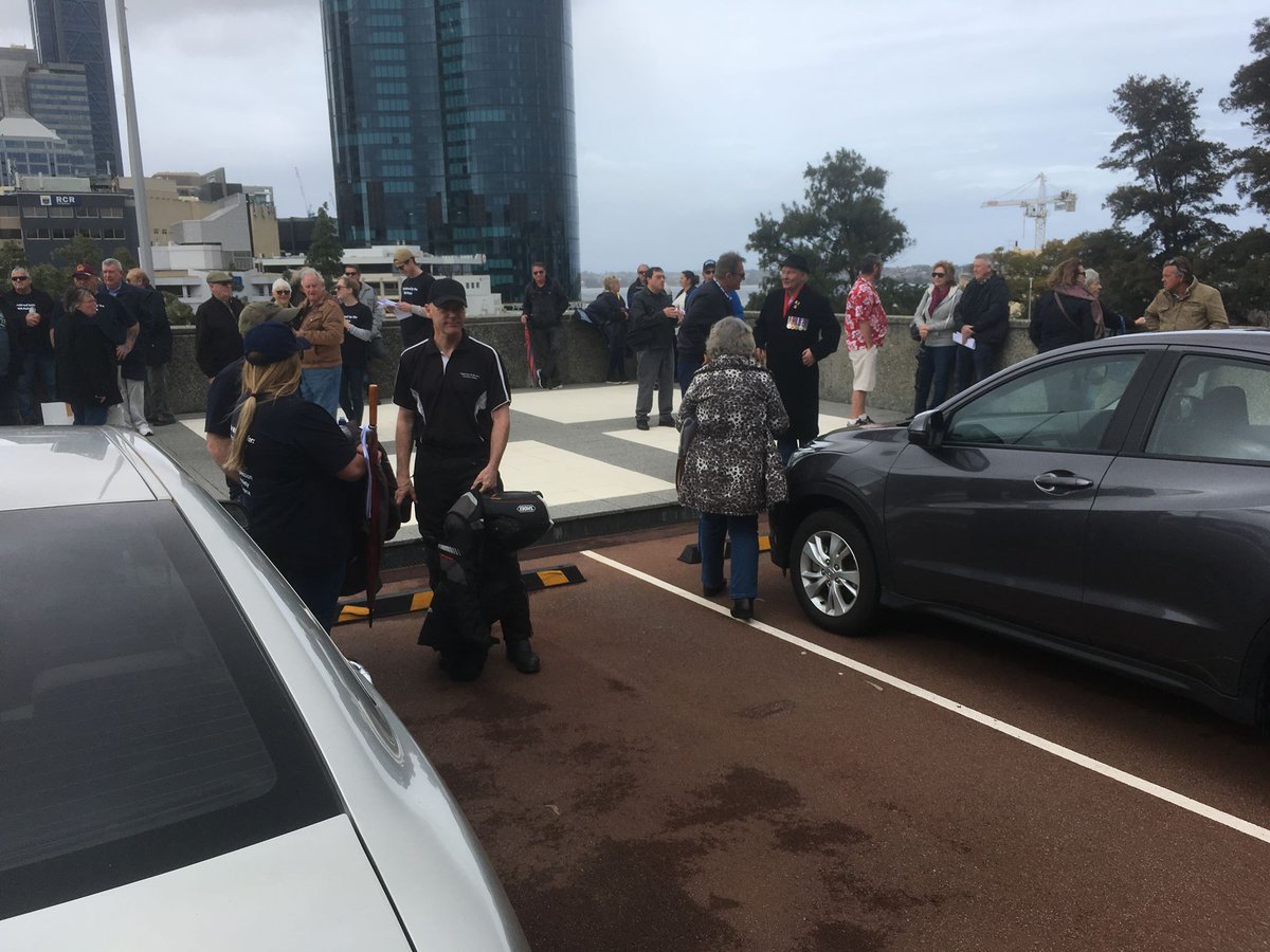 TrueBlueLine's tweet photo. Over 100 former WA Police Officers, their families and supporters gathered in Perth yesterday to protest the atrocious treatment of medically retired officers and lack of workers' compensation for those injured on duty. (1)

Photos: David Roberts. https://t.co/7F89XUADlD