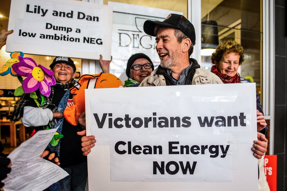 ActionHiggins's tweet photo. @GalileeBlockade @TurnbullMalcolm @JoshFrydenberg More #Denyosaurs on Monday 10am, Victorian Parliament Steps at a @GetUp snap action to dump our Coal Lovin, Do Nuthin, #Neglible #NEG
Will Superhero Dan Save the Day and rescue renewables from #Frydosaurus?
RSVP: https://t.co/MJiMdWahUd
#NoNewCoal #StopAdani https://t.co/IJaUwgf6DV