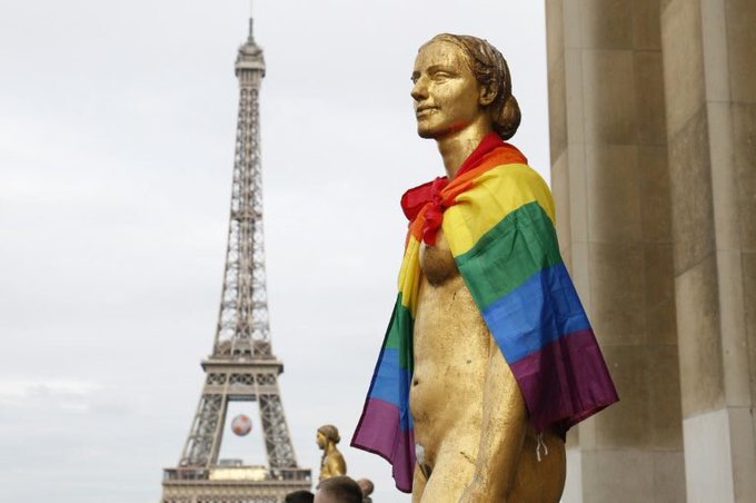 Voir l'image sur Twitter
