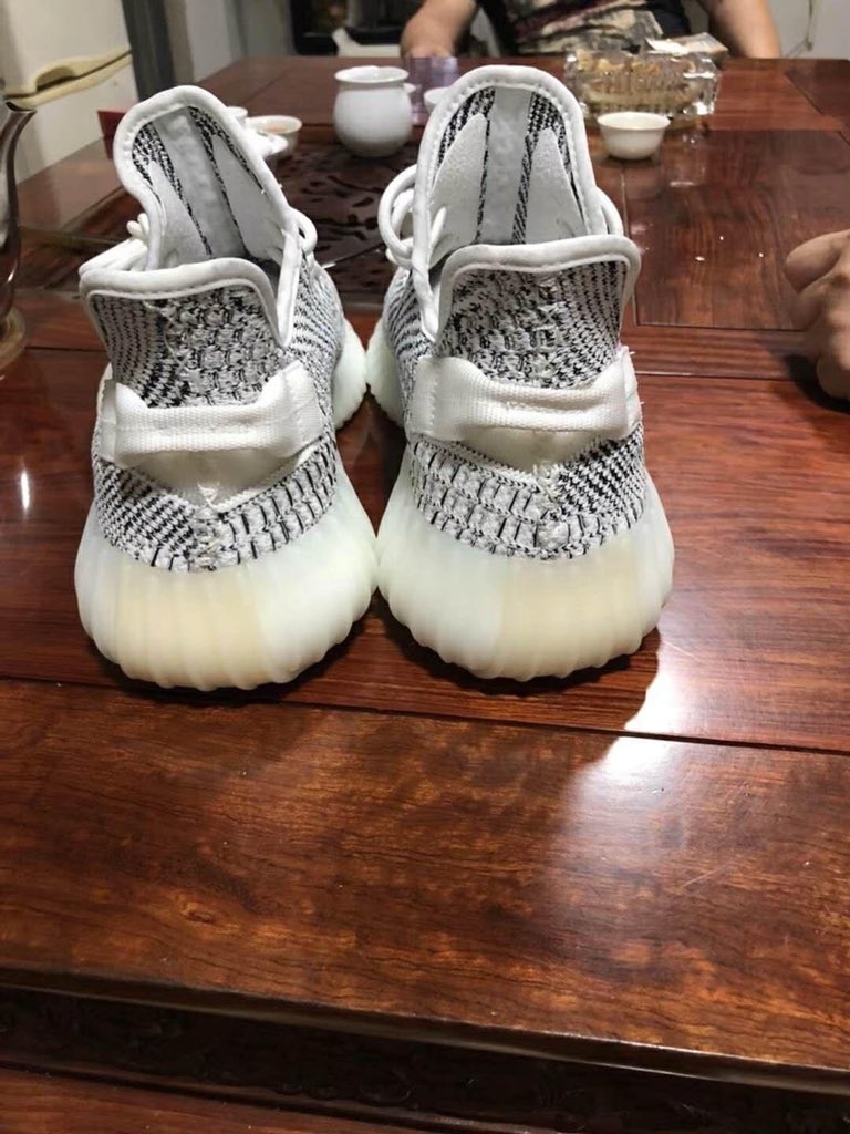 yeezy static 2018