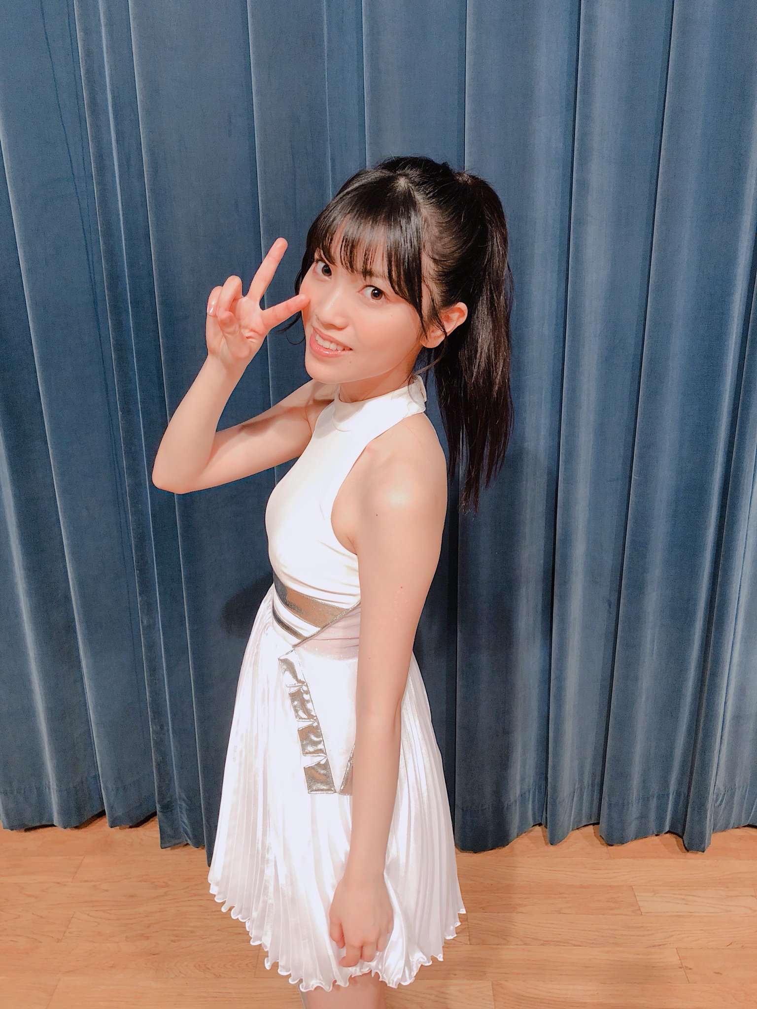 石原夏織 Staff 今日は2ndシングル Ray Rule に東京でのリリイベでした お越しいただいた皆さま ありがとうございました 黒と白のmv衣装に加えて 石原夏織さんに 光 をテーマに衣装を選んでいただきました 再来週はいよいよ