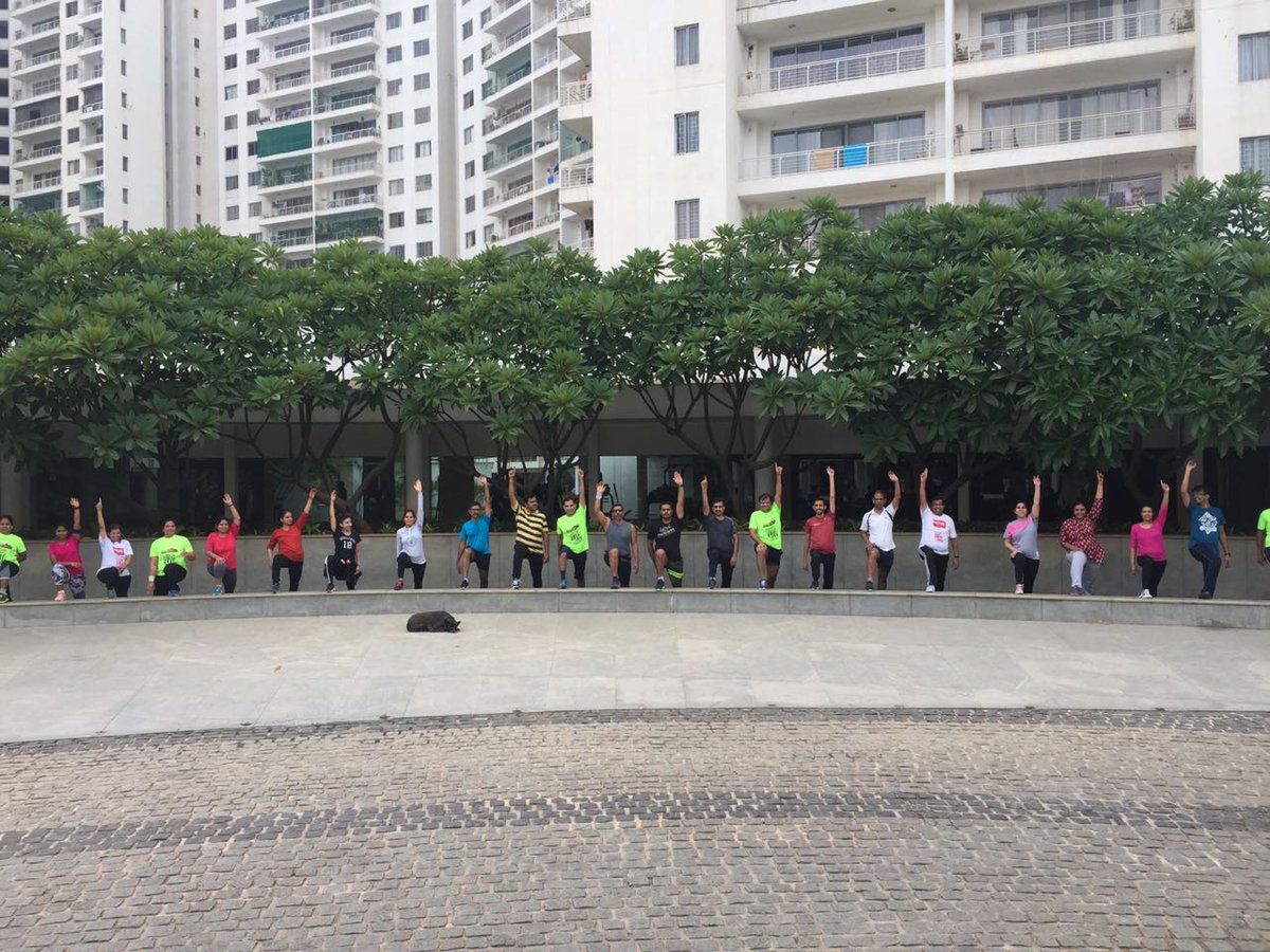elitaBhaag's tweet photo. #BhaagElitaBhaag new #Learn2Run Batch in Action with #FirstRun lead by our #GuruJi and mentors of old Batch. https://t.co/IC5ZMqWWZb