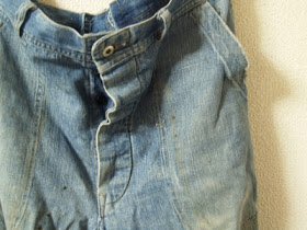 kzm_fst's tweet image. #このタグを見た人はお気に入りのデニムを貼り付ける
やっぱこの二本。501 66前期、U.S.NAVY UTILITY PANTS。