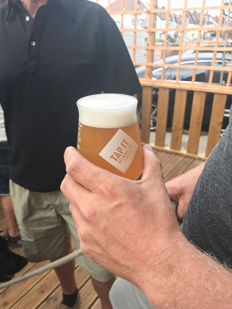 Brand new bar and kitchen serving up vegan food is now open in Shirley! Pop down to Verde for a pint of our Vegan beer and some #vegan food in #southampton.