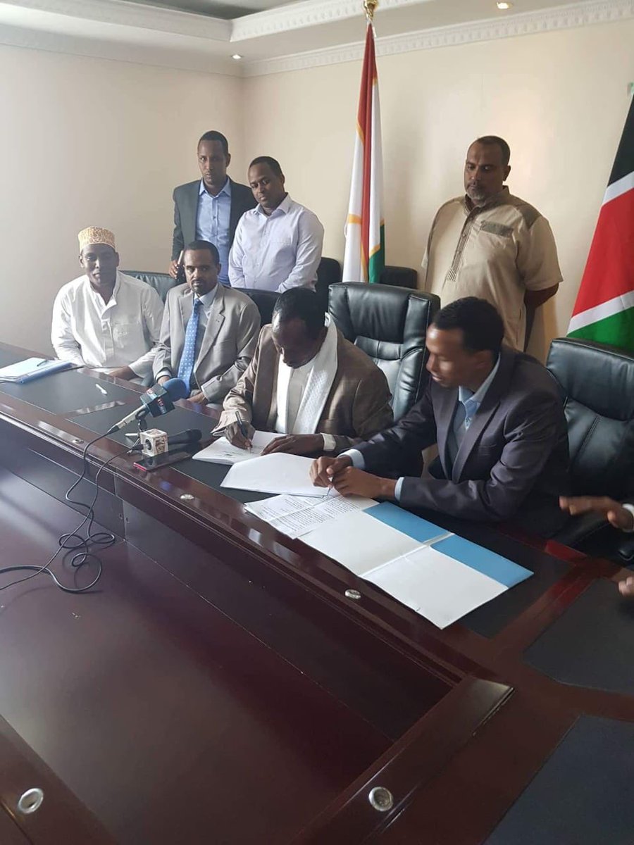 GovMohamudWajir's tweet photo. Assented into law the Appropriation Bill 2018 that authorizes Wajir County government to spend Sh.10B as outlined in the 2018/2019 budget. https://t.co/xkN08IWG5J