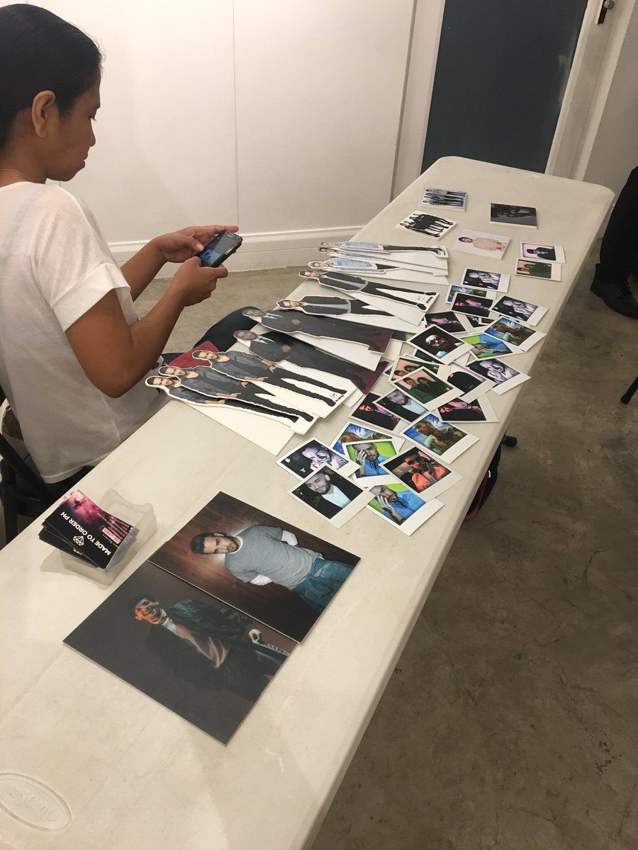 HarryEStylesPH's tweet image. #1DInfinityPH attendees got to take home some amazing merch thanks to @MadeToOrderPH 😍