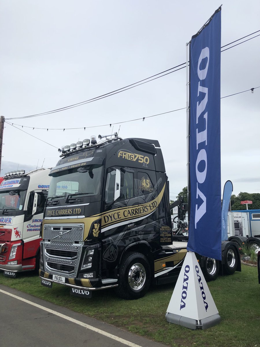 Dyce carriers 45th anniversary Volvo had pride of place on there stand at Truck fest SCOTLAND this weekend, pop over for a look.