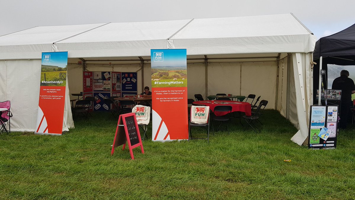 Barod i'ch croesawi I sioe Aberteifi. Wedi lleoli ger y defaid ar gwartheg. Dewch i'n gweld!!