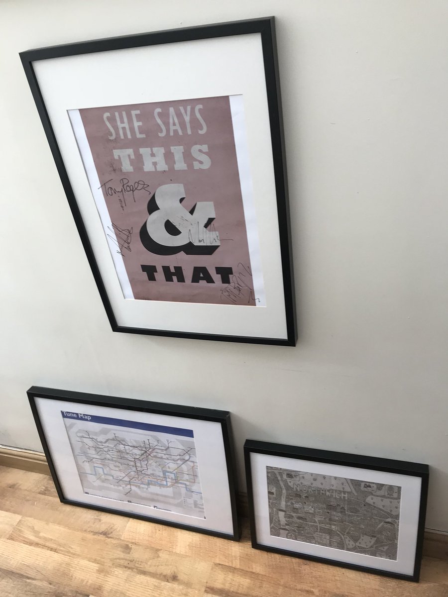 SiHassall's tweet photo. 🎶”What d’you care about............”
#thecharlatans #northbynorthwich #cwnine #musicart #tunemap https://t.co/ha1xn6Ihii