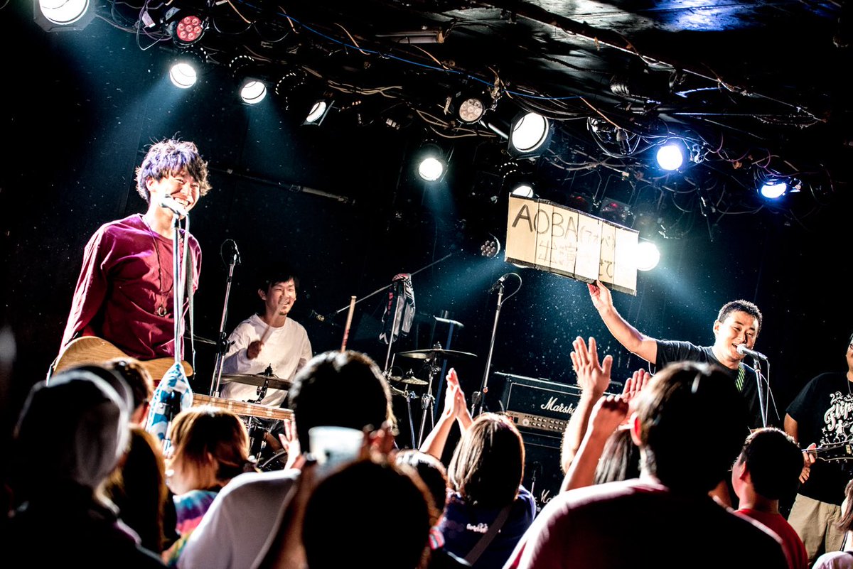 NAO_MUSIC_ZUSHI's tweet photo. 【速報】
NAO MUSIC pre 10th Anniversary
“make a freedom”横浜F.A.D

始まりました！

オープニングアクト
AOBA(@AOBA_official )

Photo by @ttetteteru 
#makeafreedom #横浜fad #aoba https://t.co/K5NpPCiF0e