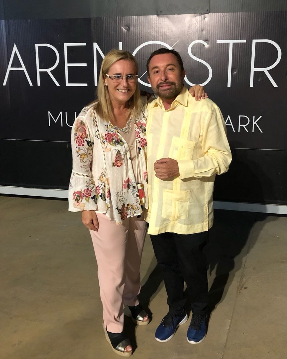 El concierto de anoche de Luz Casal fue maravilloso❤️ y fue un placer conocer a una de las voces más especiales de nuestro país🎶, además de una estupenda persona. #luzcasaloficial #Fuengirola #FuengirolaparaTodos ☀️ <a href="/LuzCasalOficial/">Luz Casal</a>