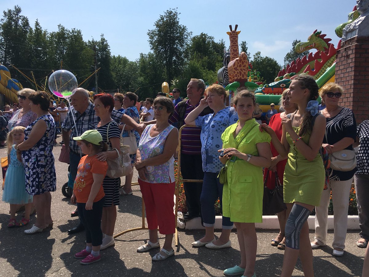 Мезенцев город Комсомольск Ивановская область. Мезенцев город Комсомольск Ивановская область.
