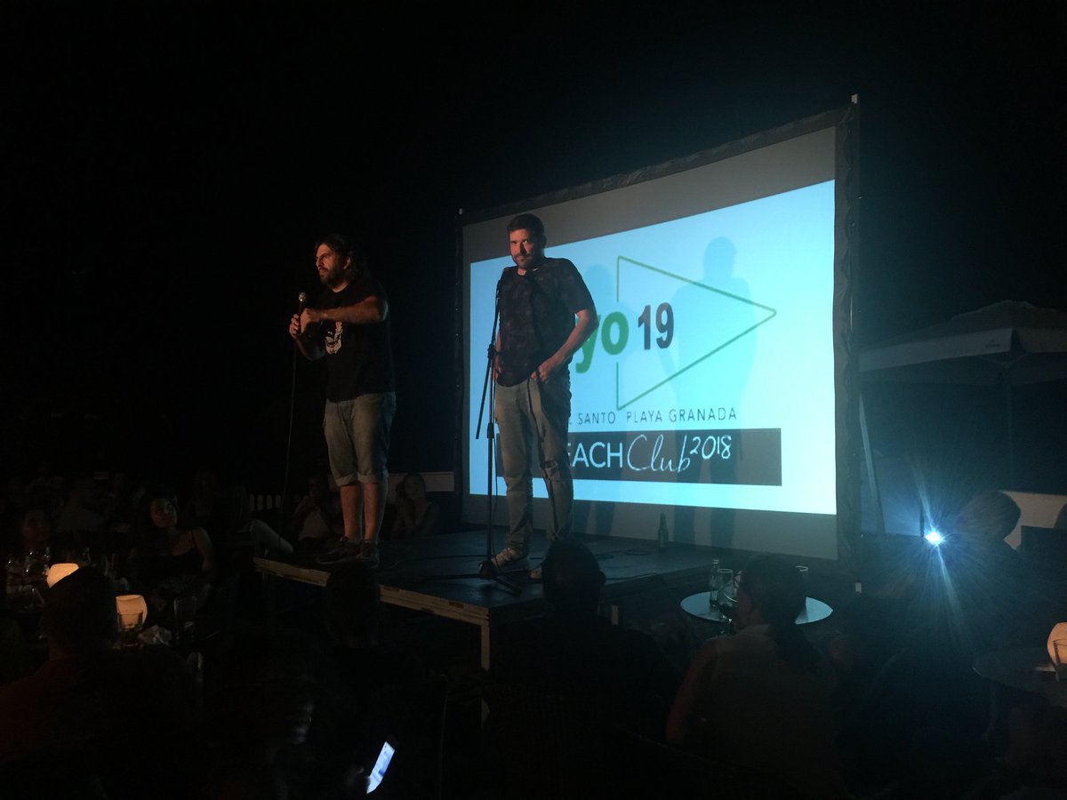 comicos_tv's tweet photo. Fantástica noche la del pasado jueves en @Hoyo19Motril gracias a @NachoGarciaR y @VaqueroEH . #ComicosUnoaUnonopara https://t.co/HevvZXJi5n