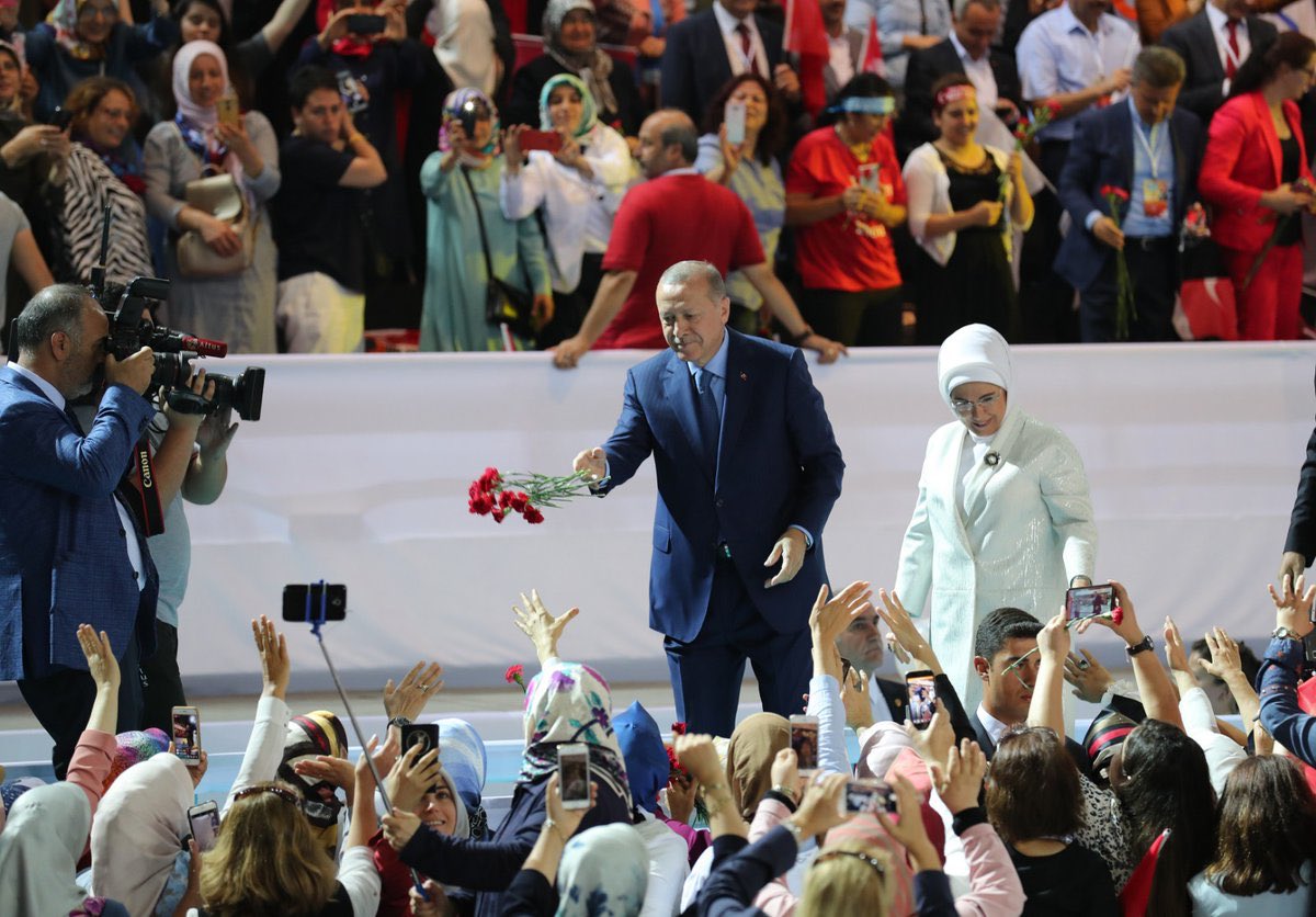 Av. Ali Bayram DOĞAN 🇹🇷 (@alibayramdogan) on Twitter photo Biz bu davaya gönül adadık. Durmadan çalıştık ve başardık, başarmaya devam edeceğiz. #ÇağıAydınlatanKadınlar
<a href="/MevlutCavusoglu/">Mevlüt Çavuşoğlu</a>
<a href="/ethemtas/">Av. İbrahim Ethem TAŞ 🇹🇷</a>
<a href="/alibayramdogan/">Av. Ali Bayram DOĞAN 🇹🇷</a> Biz bu davaya gönül adadık. Durmadan çalıştık ve başardık, başarmaya devam edeceğiz. #ÇağıAydınlatanKadınlar
<a href="/MevlutCavusoglu/">Mevlüt Çavuşoğlu</a>
<a href="/ethemtas/">Av. İbrahim Ethem TAŞ 🇹🇷</a>
<a href="/alibayramdogan/">Av. Ali Bayram DOĞAN 🇹🇷</a>