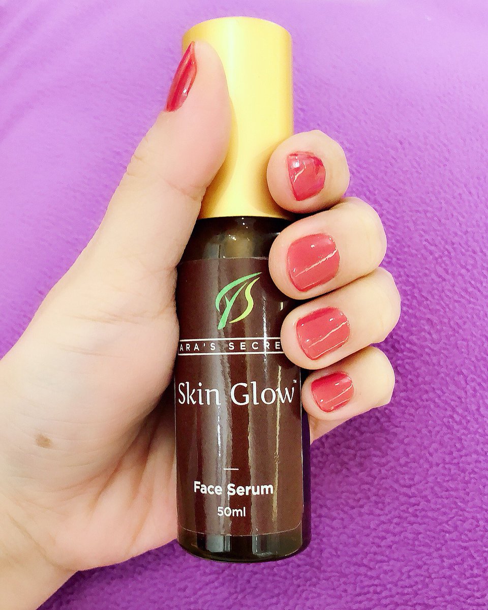 realaramina's tweet photo. I love the color of my nailsπ
π» as I love my @arassecret #SkinGlow #FaceSerum π
Thank you @poshnails_ for pampering me earlierπ
#ArasSecretSkinGlow #FaceSerum helps reduce sign of aging and prevent wrinkles. I used this everyday πππ»π
#ArasSecret
#ArasBodySecret
#BeautyDay https://t.co/0qNrhdA6DJ