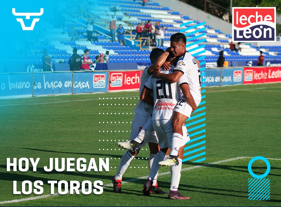 TorosCelayaCD's tweet photo. 📣 Hoy juegan los TOROS vs @TMFCoficial, en el @EstadioMAV 🏟️, los esperamos a partir de las 5:00PM en el #ToroFest, venta de boletos 🎟️ en taquillas de el estadio y en https://t.co/04pvUEnmHj.
#SomosToros 🔵⚪️
#ElEquipoDelBajío 🤙🏼 https://t.co/NW7TJaZjjU
