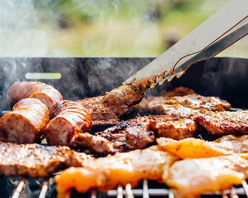 nxwestmidlands's tweet photo. The Reggae Caribbean Cookout is #goodvibes central, so celebrate their 2nd birthday & Jamaican independence the right way this Sunday with a party like no other. Enjoy great music, traditional food, dancing, games and more on the waterfront at Brierley Hop House. #BrumByBus https://t.co/eKd9pPg6iy