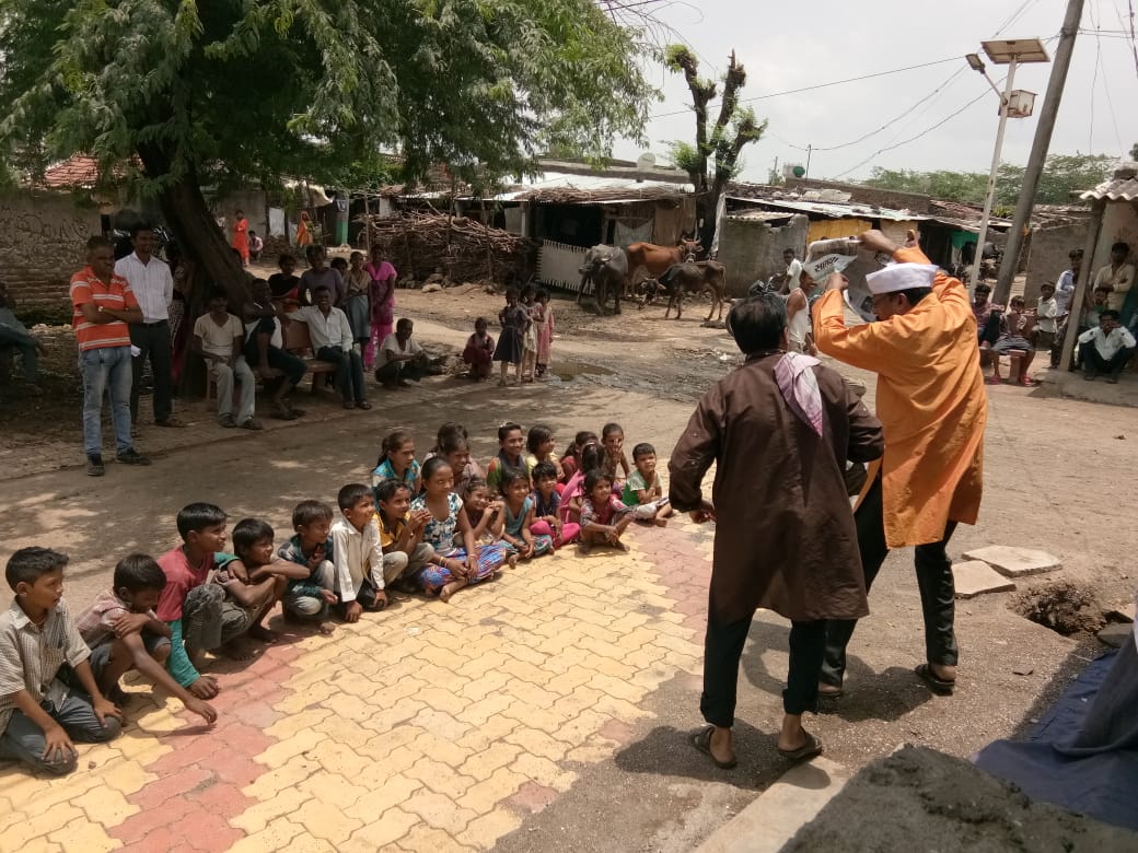 swachhtapi's tweet photo. Various IEC activities like Bhawai and Drama program conducted for #SSG2018 at Tapi District
#collectortapi #ddotapi
#sbmr_gujarat #tapi #vyara
#sonagadh #Uchhal #swachhgujarat #swachhbharat
#SBM #IEC https://t.co/6lb4Rq2tJb