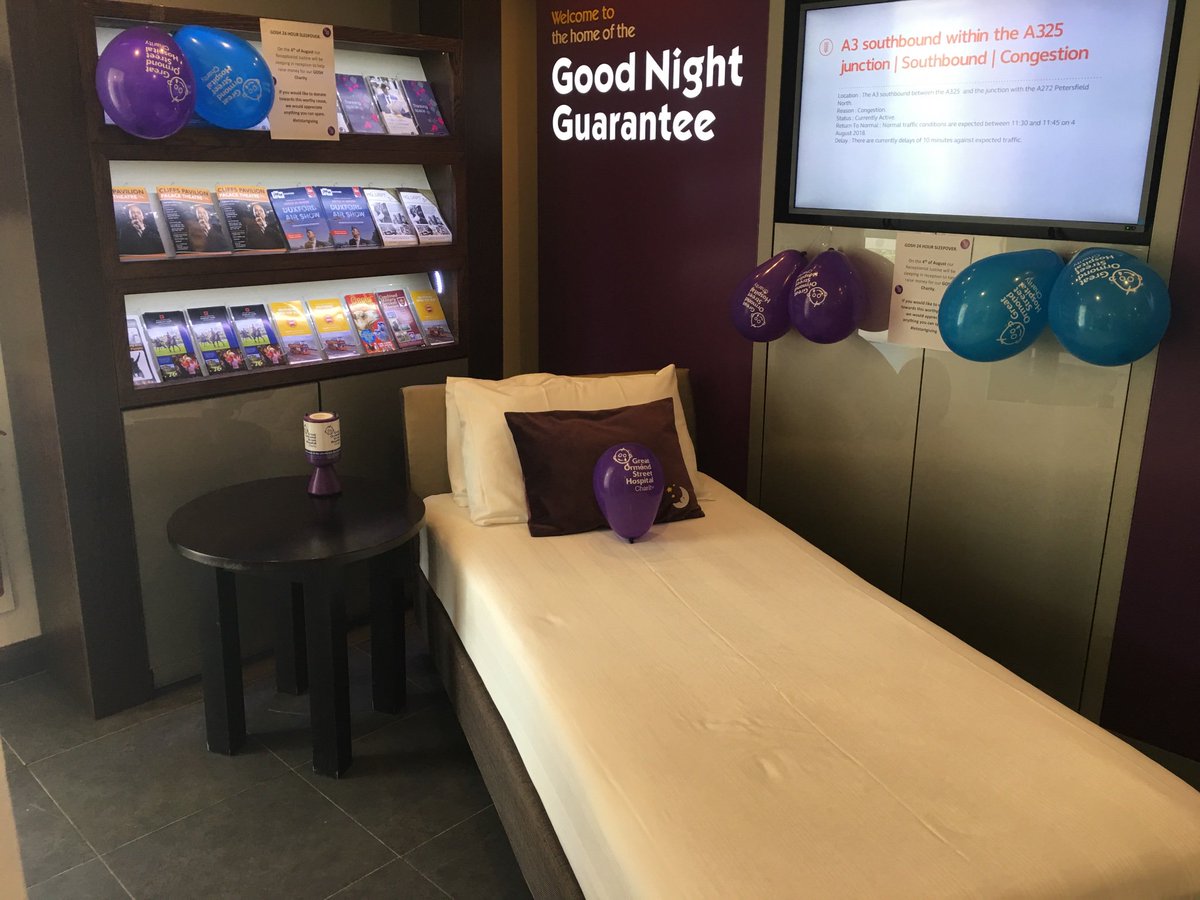 Reception all ready for 24 hour sleepover at Southend Thorpe Bay #GOSH#allforagoodcause#premierinn <a href="/gillklarin/">Gillian Klarin</a> <a href="/NewboldElaine/">Elaine Newbold</a> <a href="/essexarea/">Premier Inn Essex Area</a> <a href="/SDEBDD/">simon ewins</a>