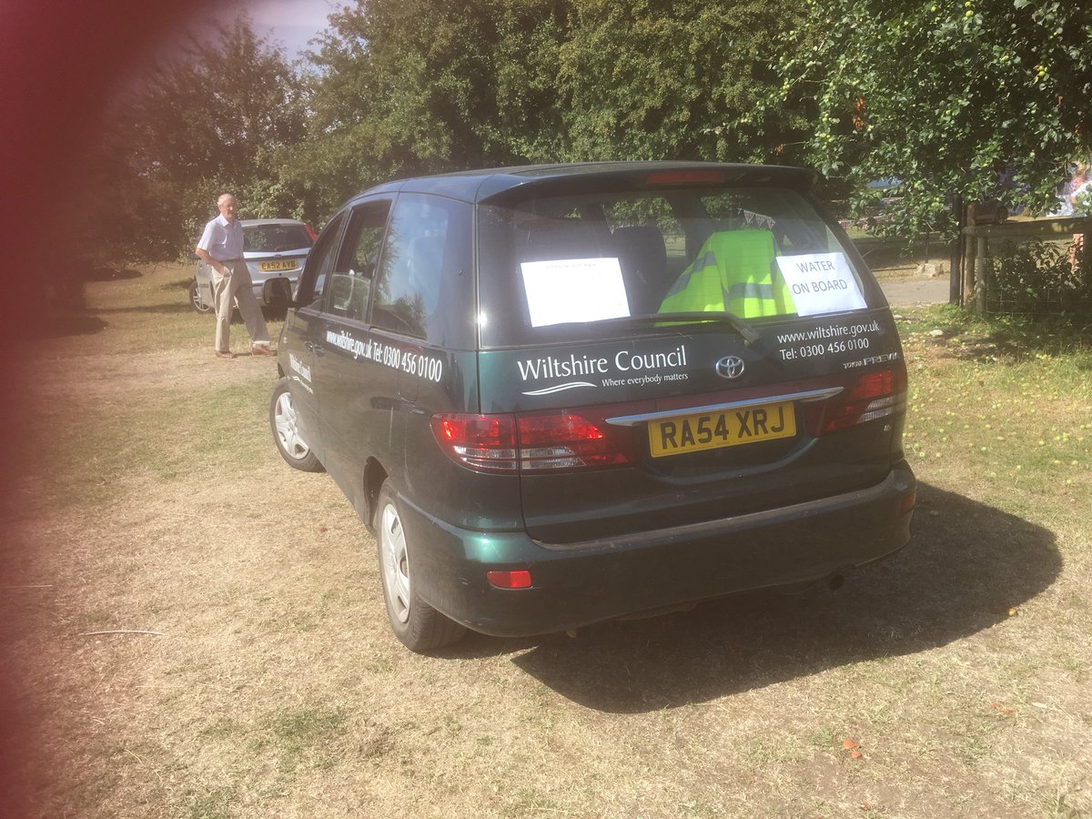 wilcolyneham's tweet image. Great to see the @wiltscouncil MPV being out to good use - taking people to Bradenstoke Show @RWBandCCEM