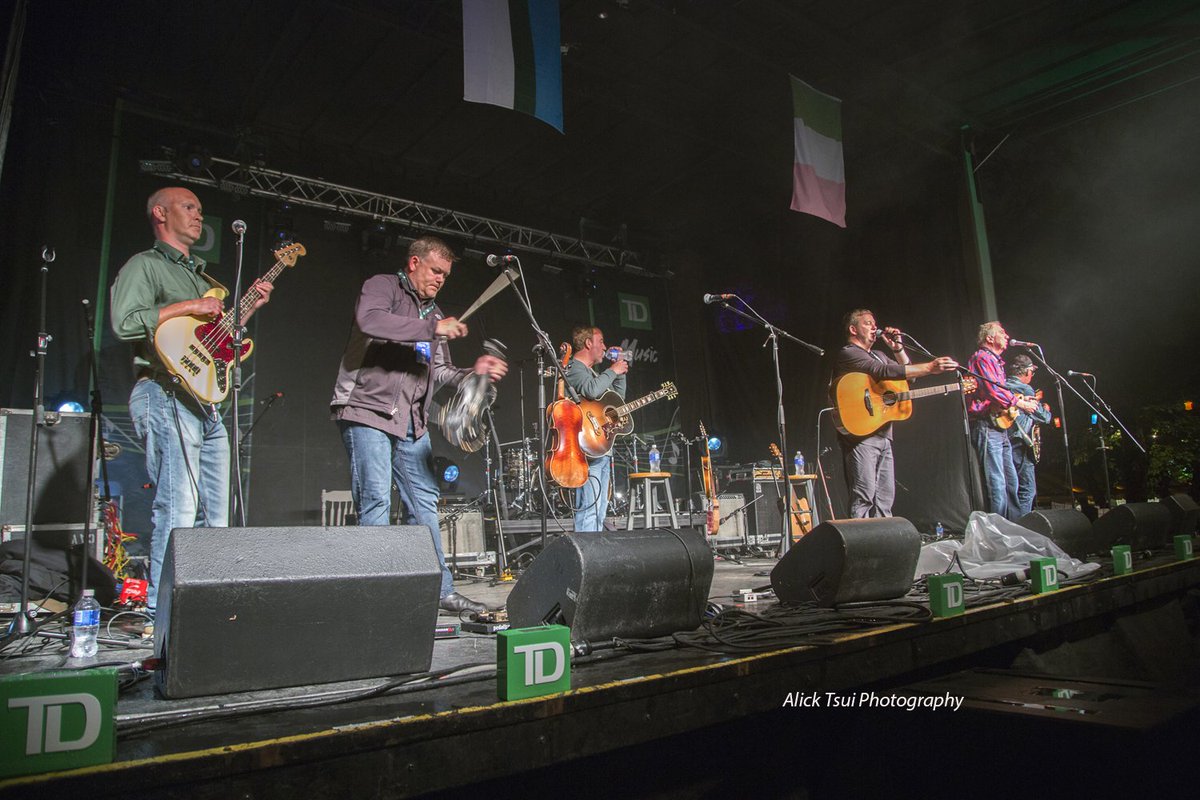 positively4ever's tweet photo. Another popular NL group #TheMasterlessMen at @NLFolkFestival #NLFolk42 @BannermanPark1 @CBCWam @Folk_NL @CityofStJohns @VOCMNEWS @StJohnsTelegram @NLtweets @DestinationSJ @NLLiveEvents https://t.co/wwdP0QbgRX