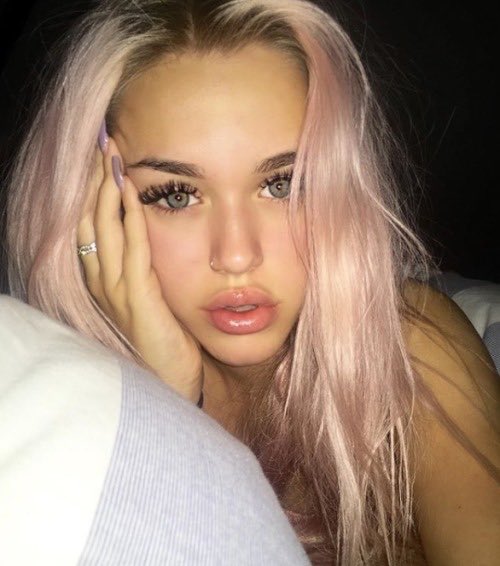 Happy birthday to lottie tomlinson, the mf beauty queen 