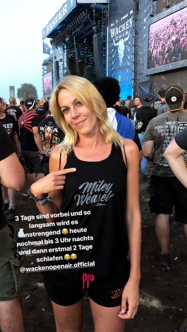 So, Endspurt 🤘@Wacken @WOA #WackenOpenAir #wacken2018 #mileyweasel #mydirtyhobby https://t.co/YgfGZb<a class="tags" target="_blank" title="On Twitter" href="/?out=eyJ0eXAiOiJKV1QiLCJhbGciOiJIUzUxMiJ9.eyJpYXQiOjE3MjA3NTMzNjEsImlzcyI6InR3cG9ybnN0YXJzLmNvbSIsIm5iZiI6MTcyMDc1MzM2MSwiZXhwIjoxNzUyMjg5MzYxLCJyZWRpcmVjdF91cmwiOiJodHRwczovL3R3aXR0ZXIuY29tL1dhY2tlbiJ9.J9aG29SLj50An9E-H6lOsJfP2yMr_nPKqI6yT98LNn6qII0CniKiQ8CILjOd3iSDT4cQR6-ebB72ErIUgKpuWw">@Wacken</a><a class="tags" target="_blank" title="On Twitter" href="/?out=eyJ0eXAiOiJKV1QiLCJhbGciOiJIUzUxMiJ9.eyJpYXQiOjE3MjA3NTMzNjEsImlzcyI6InR3cG9ybnN0YXJzLmNvbSIsIm5iZiI6MTcyMDc1MzM2MSwiZXhwIjoxNzUyMjg5MzYxLCJyZWRpcmVjdF91cmwiOiJodHRwczovL3R3aXR0ZXIuY29tL1dPQSJ9.Yjd8-oSweu4zODa7Ke43i9KijAbFCuGY9hgR4wV6k7PPUOgV3tE7uf6rhYC8kDUUui9gRqDFQtHimwRKZcaGBg">@WOA</a><a href="/tag/wackenopenair"class="tags">#WackenOpenAir</a><a href="/tag/wacken2018"class="tags">#wacken2018</a><a href="/tag/mydirtyhobby"class="tags"><span>#mydirtyhobby</span></a><a href="/tag/mileyweasel"class="tags"><span>#mileyweasel</span></a>