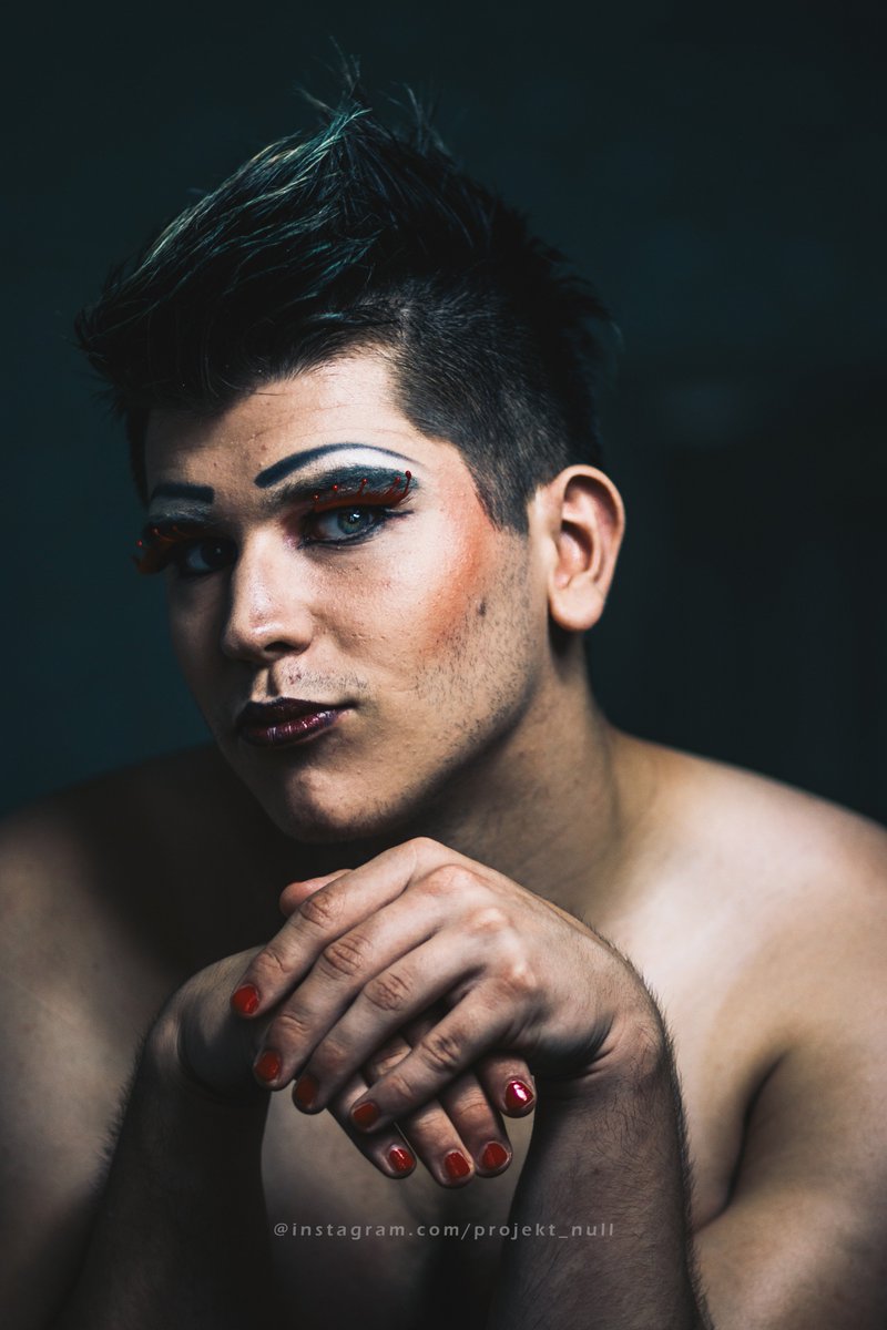 projekt_null's tweet photo. #ProjectZER0 
--
Model: Elias 
Make Up: Ulli Straus https://t.co/Ba45wkiApt
Photographer: Oliver Suchanek @xdatfussel 
--
Instagram: https://t.co/rNv9wlYa9i
tumblr: https://t.co/QbrkHRY6Oz https://t.co/5DuZQz5Db4
