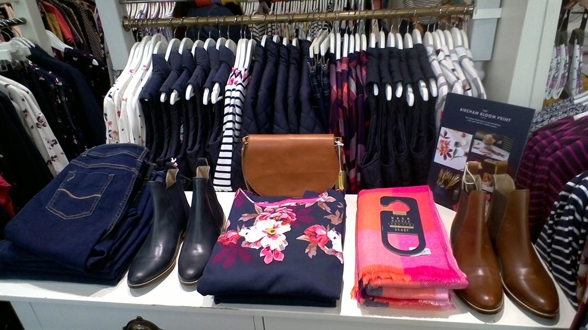 JoulesStAndrews's tweet photo. We have beautiful new stock in store here at #JoulesOfStAndrews so please do come and check out what new delights we have! @Joulesclothing #JOULESSUMMER @BidStAndrews @StAndrews_Live https://t.co/uItYPG5gnX