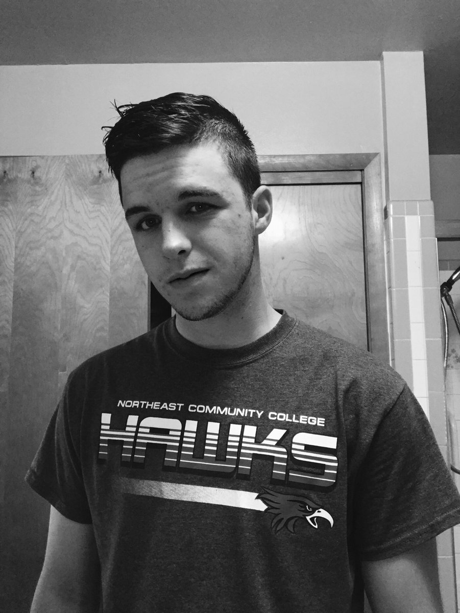 shasha9610's tweet photo. I Nominate @UniqueDustyn cause he is Sweet, kind hearted, and showed lots of love to his fans.
@YouNow #CastMeYouNow https://t.co/9EDN7vaVXD