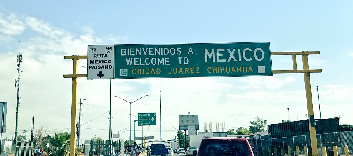 nferrel7's tweet photo. #juaritoz #jrz ❤️ nomas quiero regresar por unas flautas, elote en vaso, las toritllas harina, un partido de los bravos 🐎❌ y unas luchas en el neri santos #lafrontera https://t.co/ef8pk3aXHq