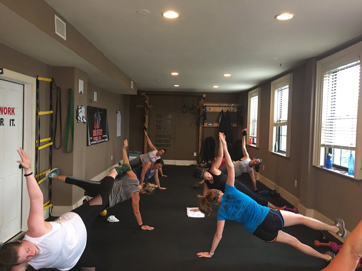 Dub_Fitness's tweet photo. Saturday burnout complete. Have a wonderful weekend!! ❤️🖤💪🏻
#dubfit #morningcomplete #earnit #pushyourself #fitfemales #fiercefemales #DubIsAllYouNeed https://t.co/KZTiSGaibW